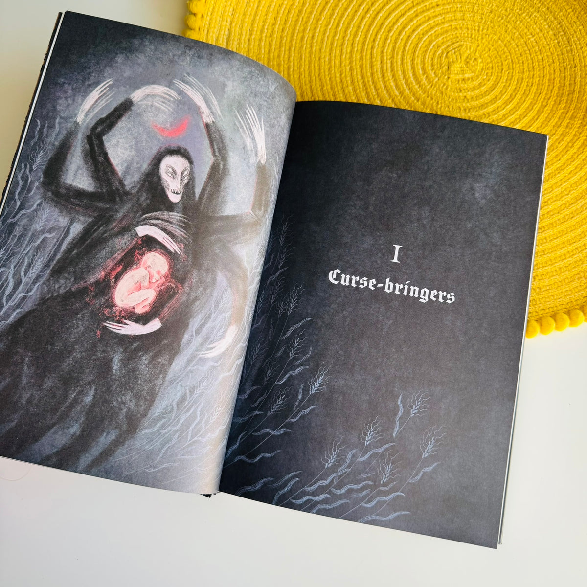 The Book of Forgotten Witches: Dark & Twisted Folklore, Stories from Around the World