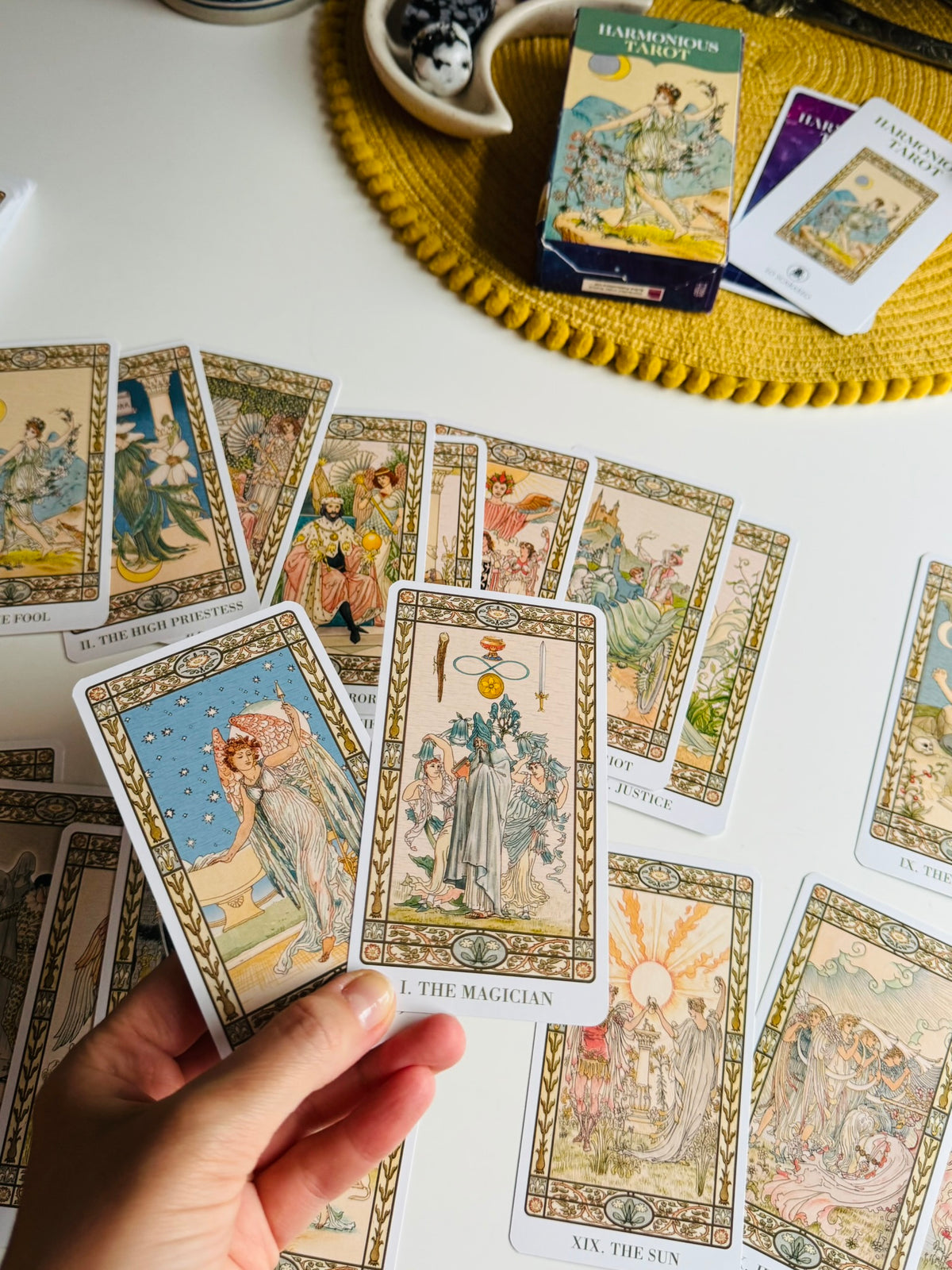 Harmonious Tarot Deck by Lo Scarabeo
