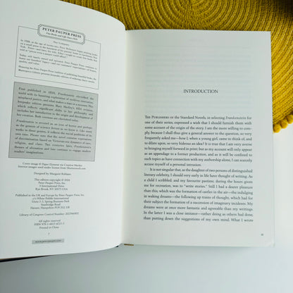 Frankenstein by Mary Shelley (Masterpiece Library Edition)