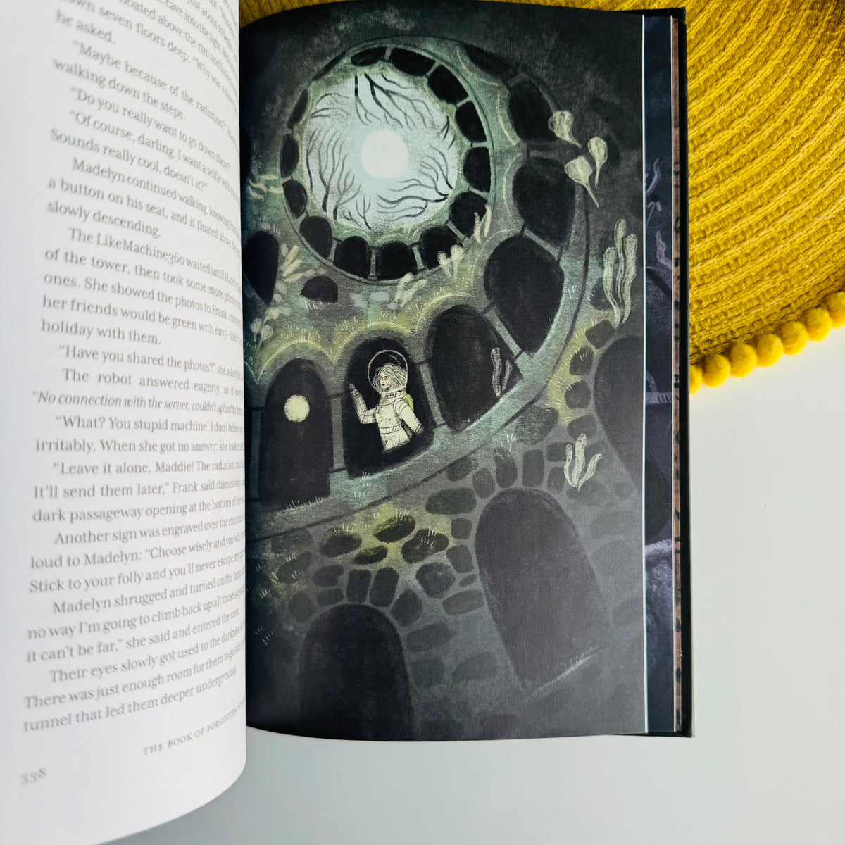 The Book of Forgotten Witches: Dark & Twisted Folklore, Stories from Around the World