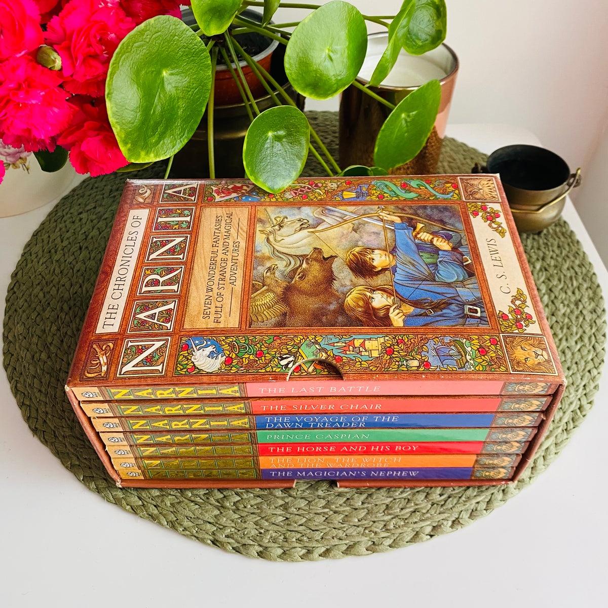 The Complete Box of Chronicles Of Narnia by C. S. Lewis, Narnia 7 Volumes, HarperCollins 2006